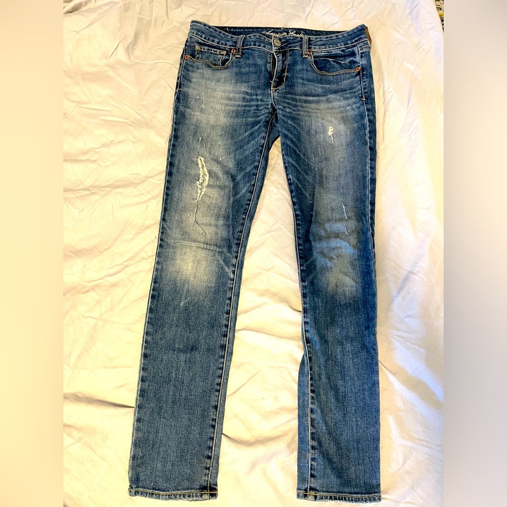 Distressed jeans American Eagle